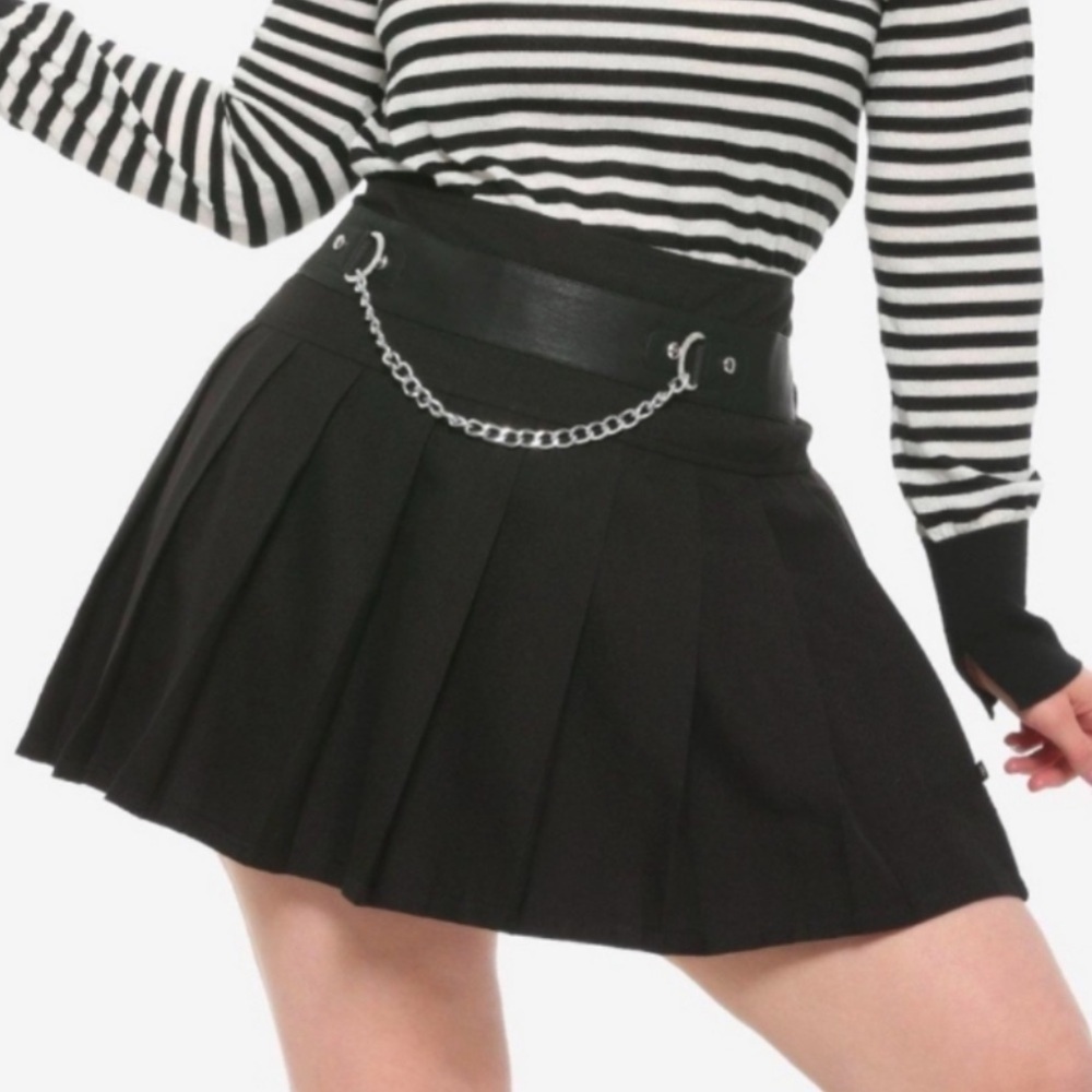 Royal Bones Black Pleated Mini Skirt With Chain Detail Goth Academia Skater